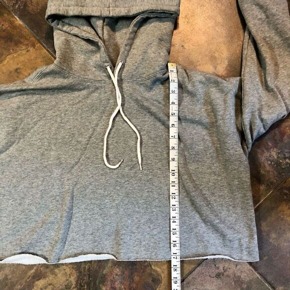 Wild Fable Gray Cropped Sweatshirt Hoodie Size XL - Picture 3 of 9